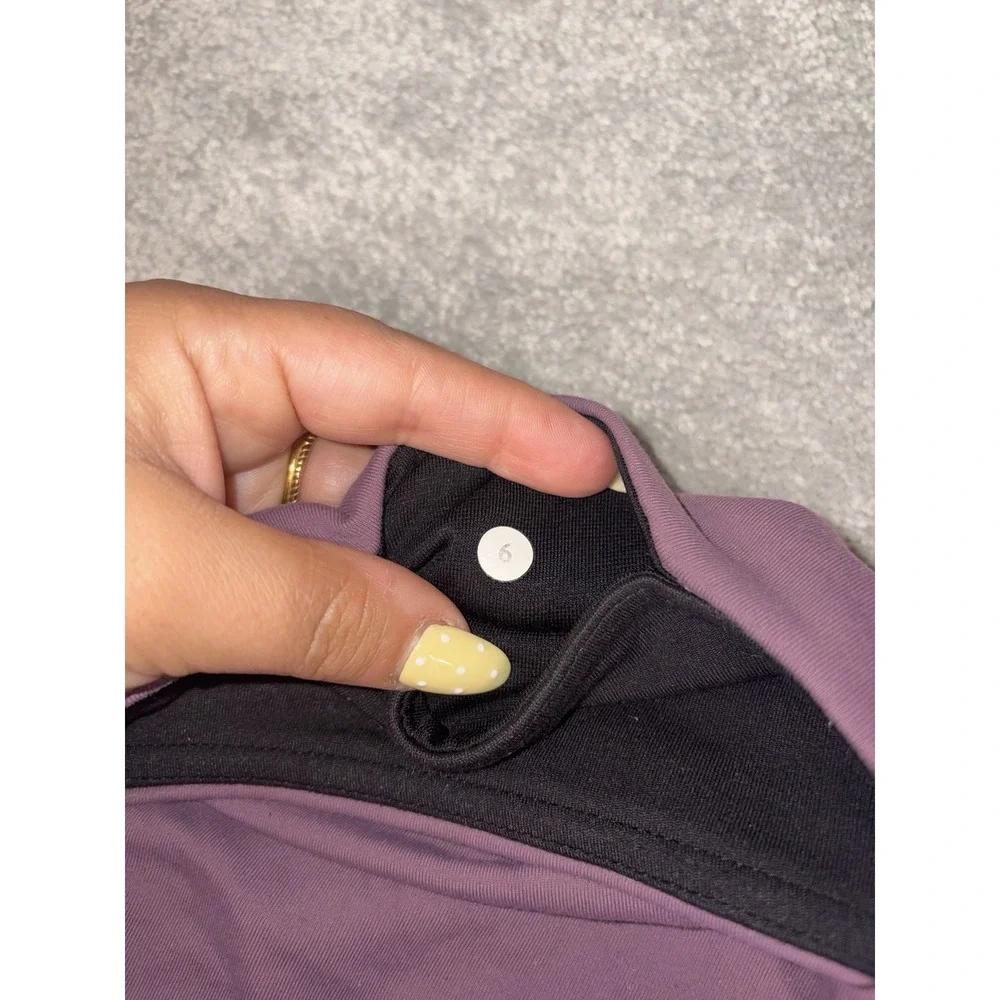 lululemon reversible cropped leggings 6 black/purple